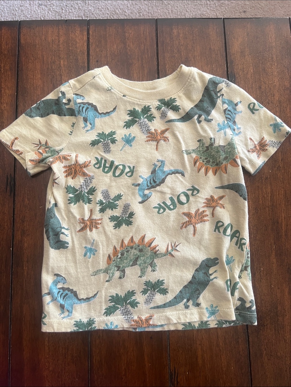 🎉🎉 5 for $20🎉🎉Kids Dinosaur Graphic Tee - Cream with Green & Blue Dinosaurs